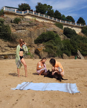 Load image into Gallery viewer, DAISY - Blue