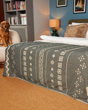 Load image into Gallery viewer, MYSTIQUE XL (55" x 69")