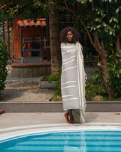 Load image into Gallery viewer, PLAIN XL (55" x 69")